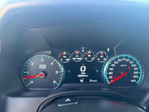 Used 2020 Chevrolet Tahoe Premier w/ Premier 6.2L Value Package AWD/4WD image 19