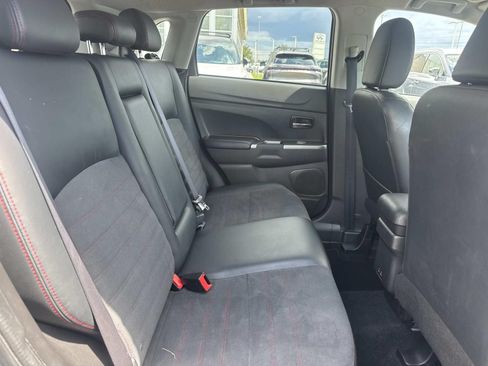 Used 2024 Mitsubishi Outlander Sport SE AWD/4WD image 9