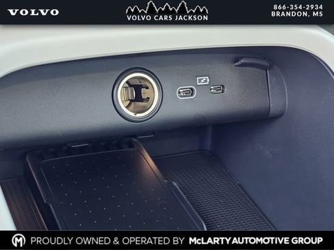 New 2026 Volvo XC40 B5 Ultra w/ Protection Package Premier image 22