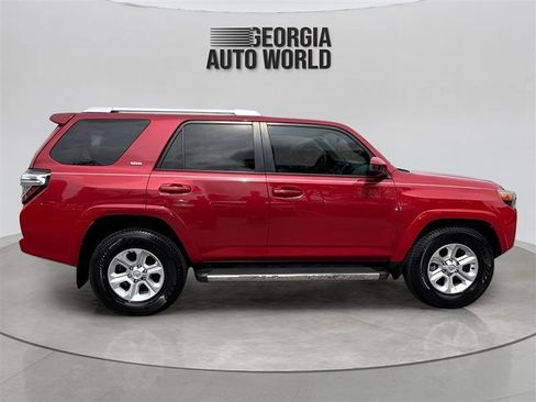 Used 2018 Toyota 4Runner SR5 image 10