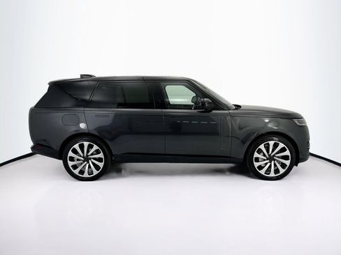 New 2026 Land Rover Range Rover Long Wheelbase SE AWD/4WD image 4