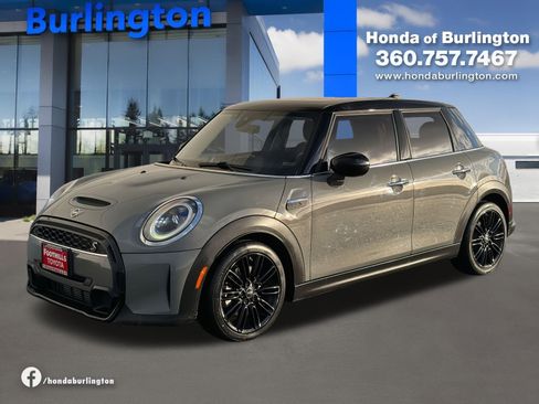 Used 2022 MINI Cooper S image 4
