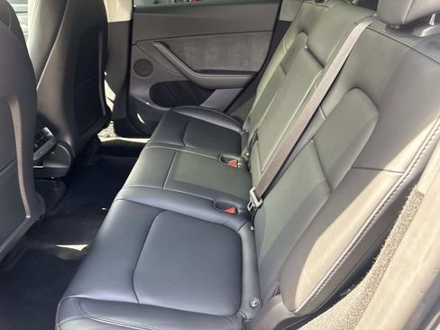 Used 2023 Tesla Model Y Long Range image 12