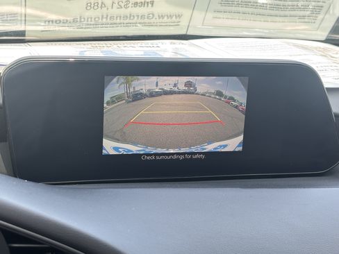 Used 2024 MAZDA MAZDA3 s FWD image 19