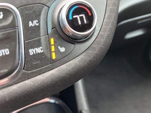 Used 2023 Chevrolet Malibu LT image 31