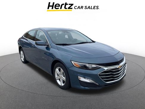 Used 2024 Chevrolet Malibu LT image 1