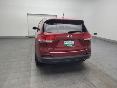 Used 2016 Kia Sorento LX AWD/4WD image 6