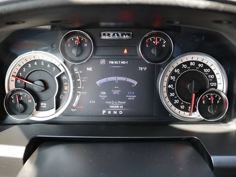 Used 2019 RAM 1500 Big Horn RWD image 26