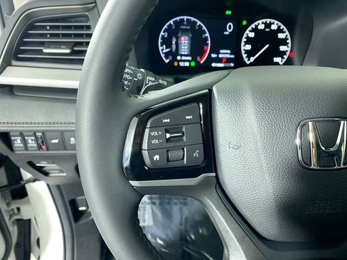 Certified 2026 Honda Odyssey EX-L image 13