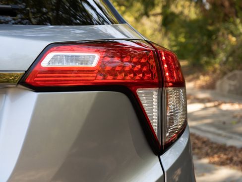 Certified 2022 Honda HR-V EX image 13