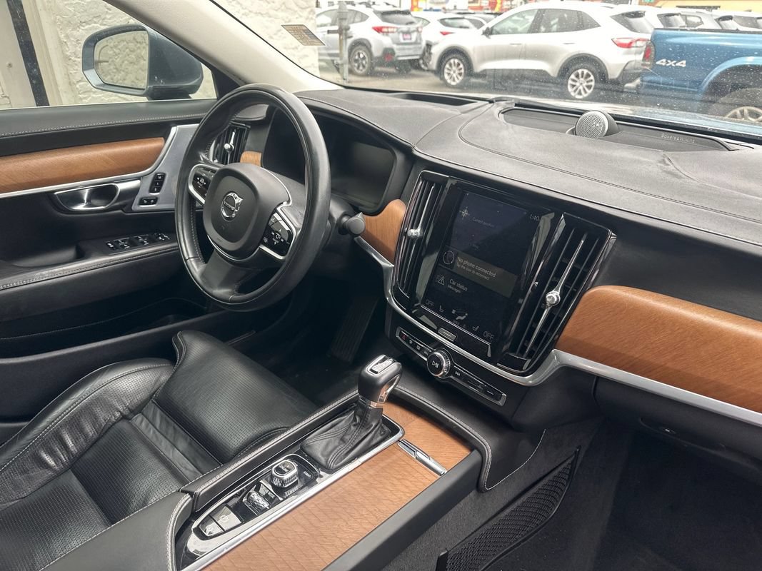Used 2017 Volvo S90 T6 Inscription w/ Vision Package AWD/4WD image 11