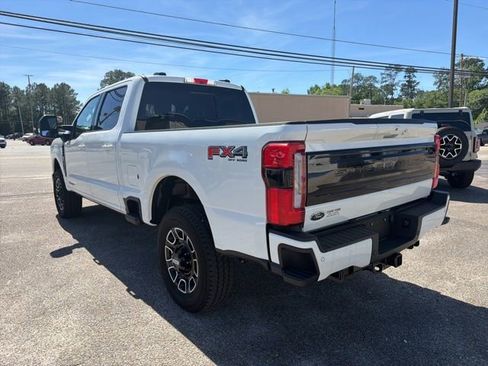 New 2025 Ford F250 Platinum AWD/4WD image 8