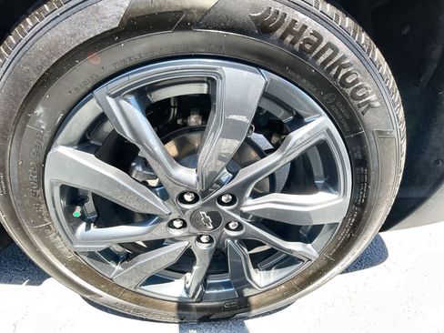 Used 2023 Chevrolet Equinox RS w/ RS Leather Package FWD image 34