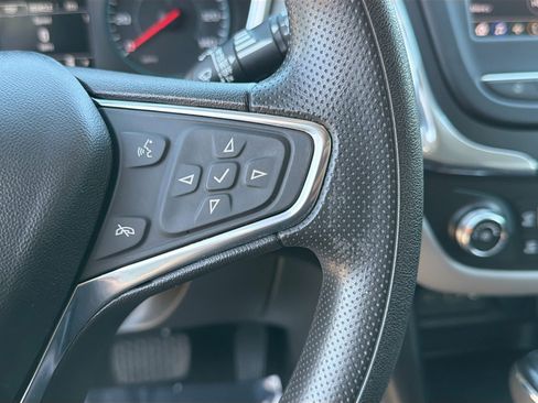 Used 2020 Chevrolet Equinox LS w/ LS Convenience Package image 35