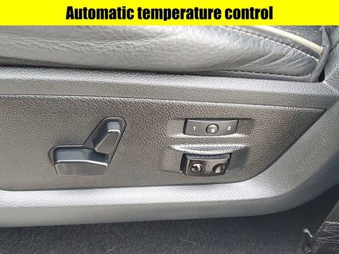 Used 2018 RAM 3500 Laramie Longhorn image 25