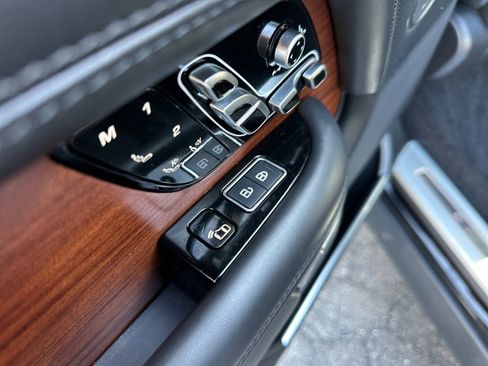 Used 2021 Land Rover Range Rover SV Autobiography Dynamic image 40