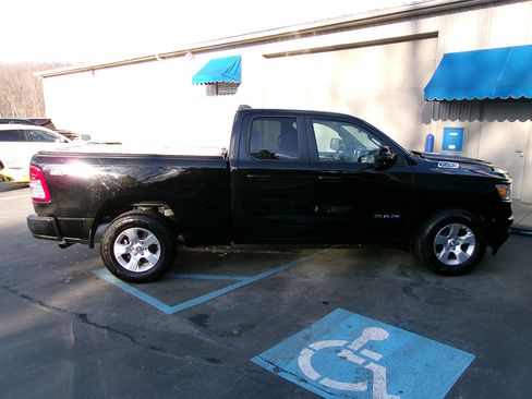 Used 2023 RAM 1500 Big Horn image 7
