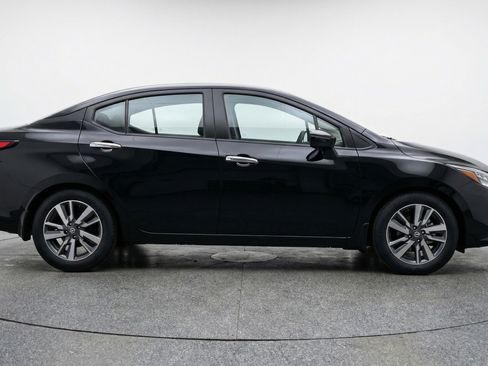 Used 2025 Nissan Versa SV w/ Trunk Package image 11
