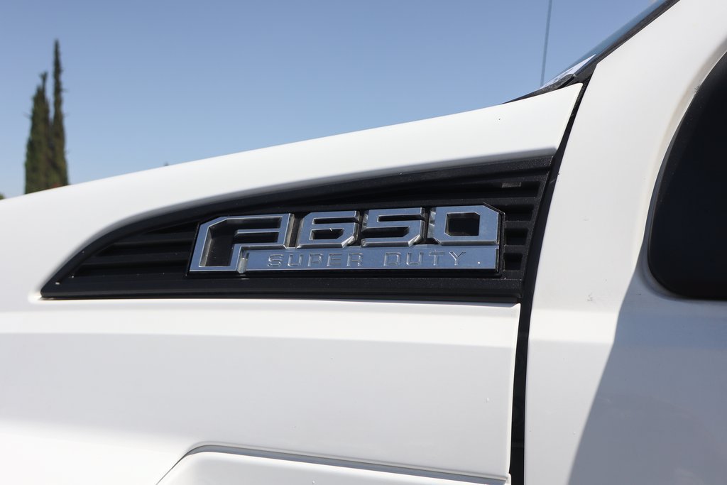 Used 2016 Ford F650 2WD Crew Cab Super Duty image 43