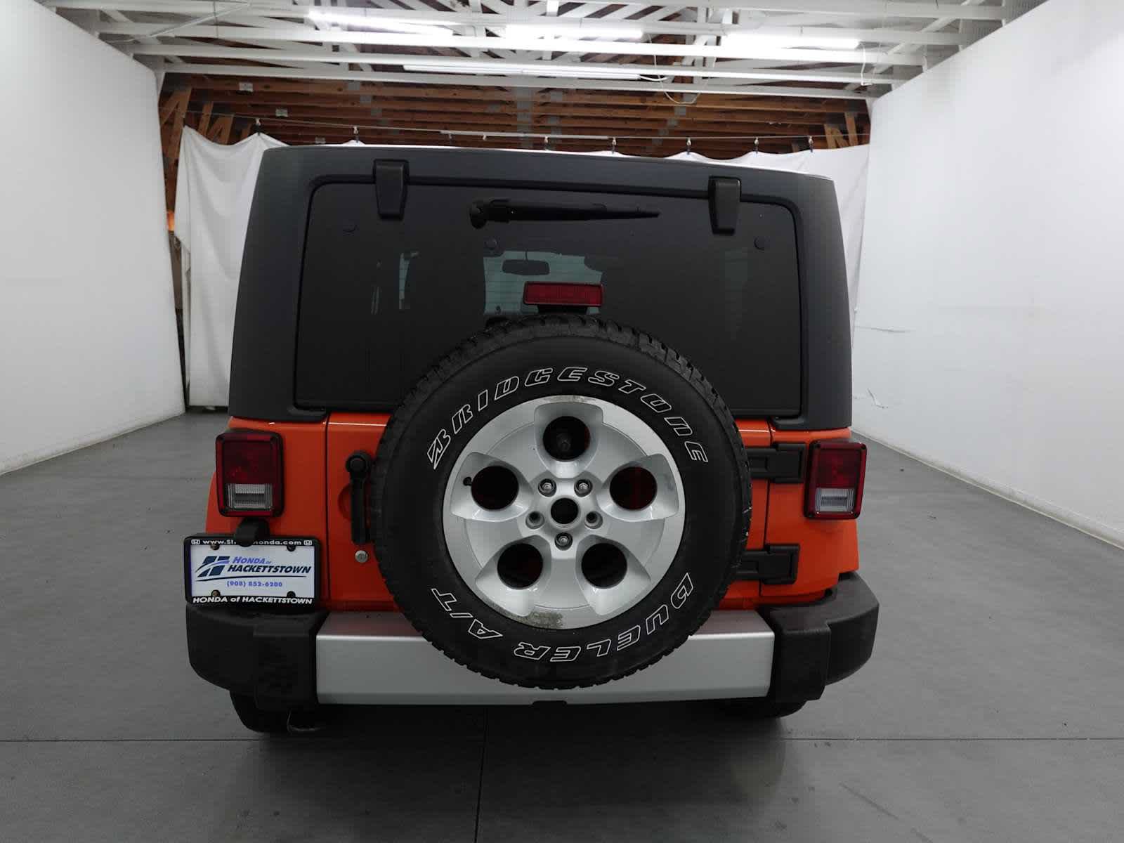 Used 2015 Jeep Wrangler Sahara w/ Dual Top Group AWD/4WD image 6