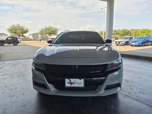 Used 2022 Dodge Charger SXT w/ Blacktop Package RWD image 3