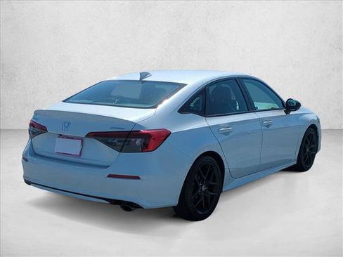 Used 2023 Honda Civic Sport image 5