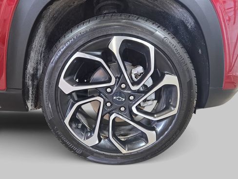 Used 2024 Chevrolet Trax RS w/ Driver Confidence Package FWD image 35