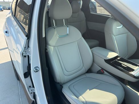 New 2026 Hyundai Tucson Limited AWD/4WD image 32