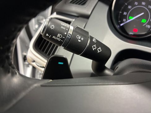 Used 2020 Jaguar E-PACE image 10