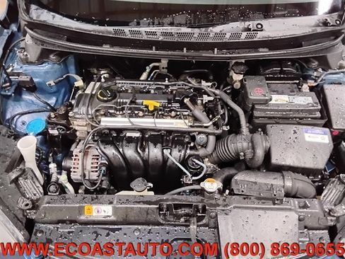 Used 2016 Hyundai Elantra SE w/ Option Group 02 image 9