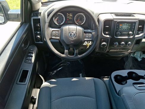 Used 2016 RAM 1500 Express AWD/4WD image 11