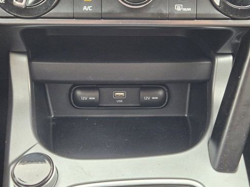 Certified 2026 Kia Seltos LX FWD image 19