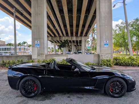 Used 2007 Chevrolet Corvette Convertible w/ Preferred Equipment Group image 5