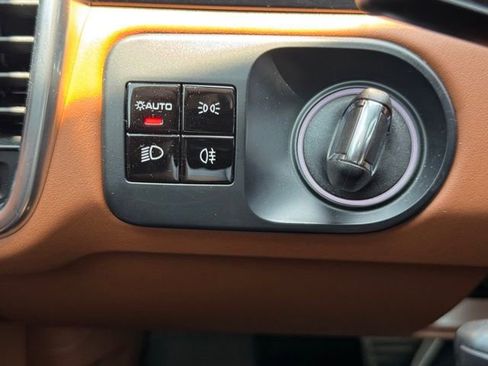 Used 2021 Porsche Cayenne GTS image 28