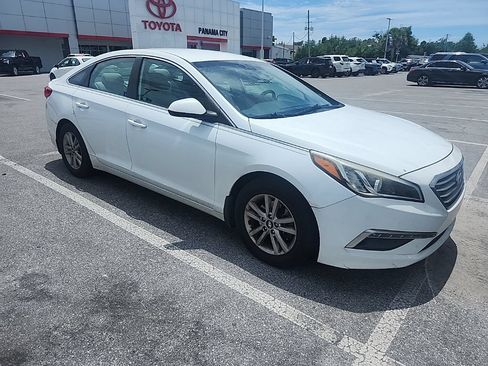 Used 2015 Hyundai Sonata SE w/ Option Group 09 FWD image 7