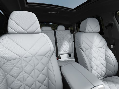 New 2026 BMW X6 xDrive40i image 11