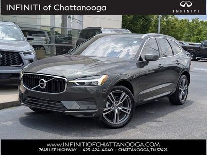 Used 2019 Volvo XC60 T5 Momentum w/ Multimedia Package