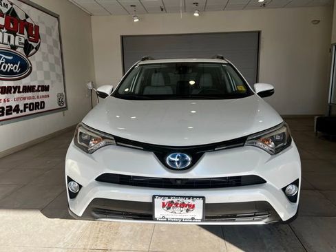 Used 2016 Toyota RAV4 Limited w/ Advanced Technology Package image 2