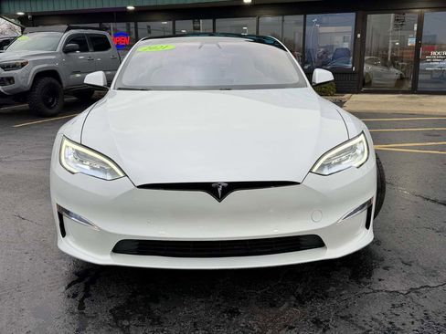 Used 2021 Tesla Model S Plaid image 7