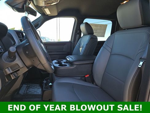 New 2026 RAM 3500 Tradesman AWD/4WD image 15