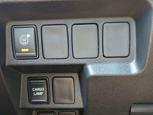 Used 2025 Nissan Frontier Pro-X w/ Black Accent Package RWD image 23