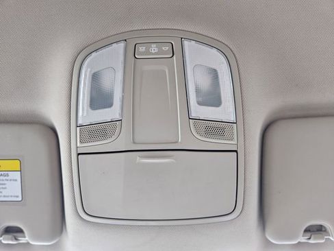 Used 2018 Ford Escape SEL image 26