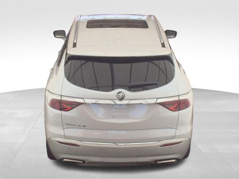 Used 2023 Buick Enclave Essence w/ Experience Buick Package FWD image 15