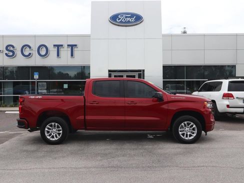 Used 2024 Chevrolet Silverado 1500 RST AWD/4WD image 17