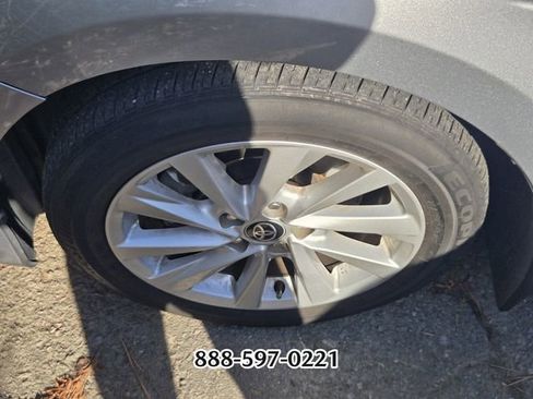 Used 2024 Toyota Camry LE FWD image 12