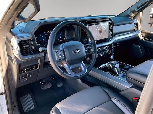 Used 2025 Ford F150 Lariat w/ Equipment Group 502A High image 18