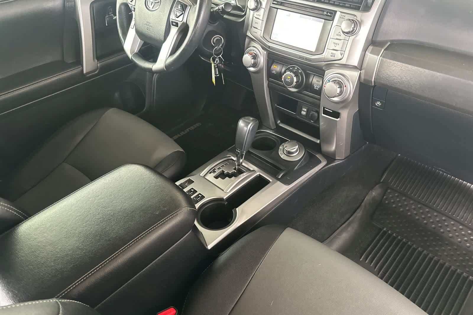 Used 2017 Toyota 4Runner SR5 Premium AWD/4WD image 16