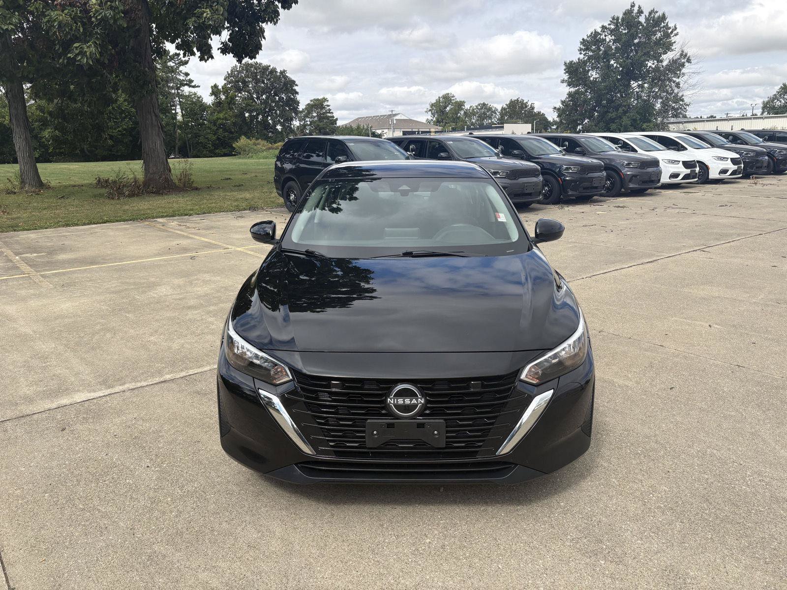Used 2024 Nissan Sentra SV FWD image 16