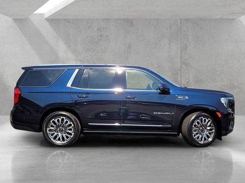 Used 2024 GMC Yukon Denali Ultimate image 3