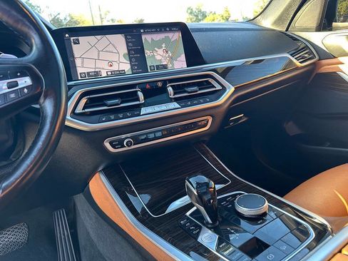 Used 2019 BMW X5 xDrive40i w/ Convenience Package image 3